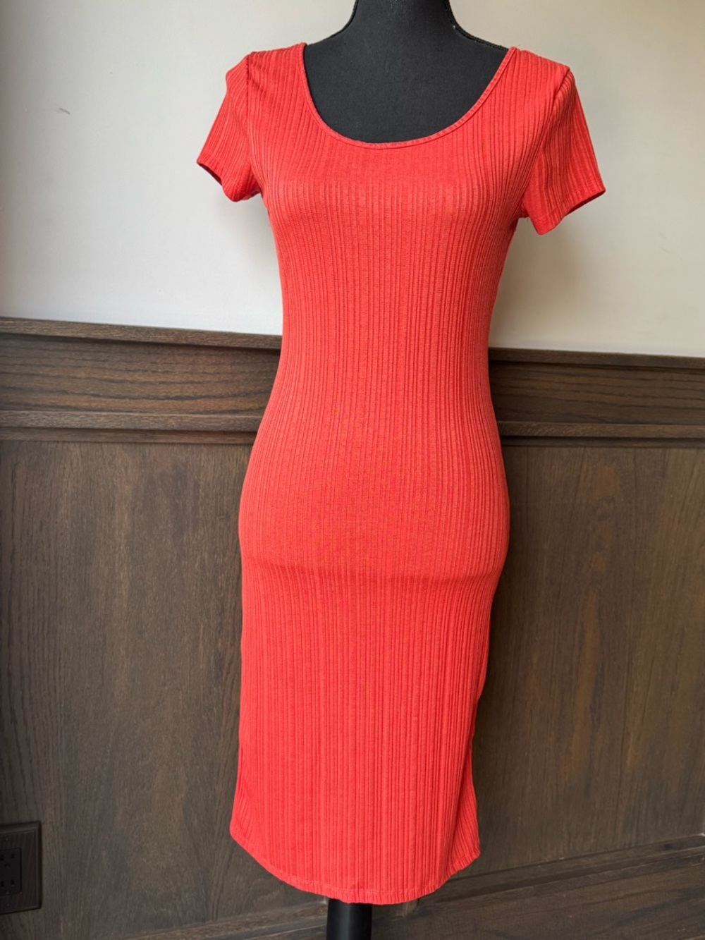 Absolutely Love It orange Ribbed Scoop Neck Short Sleeve Bodycon Dress L NWOT - Picture 6 of 7